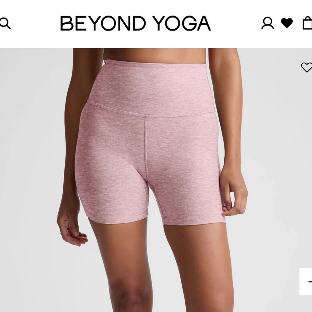 Beyond Yoga 5” Keep Pace shorts - Picture 2 of 10